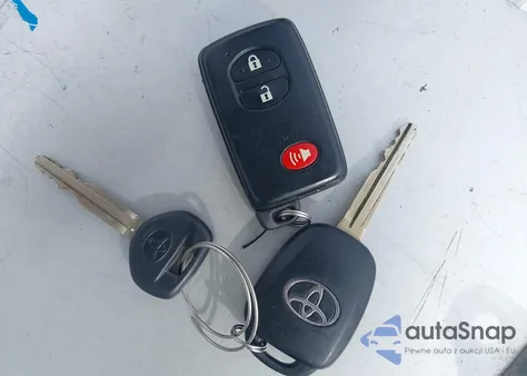 2015 Toyota Prius C One из США, поврежденный, VIN JTDKDTB3XF1587073